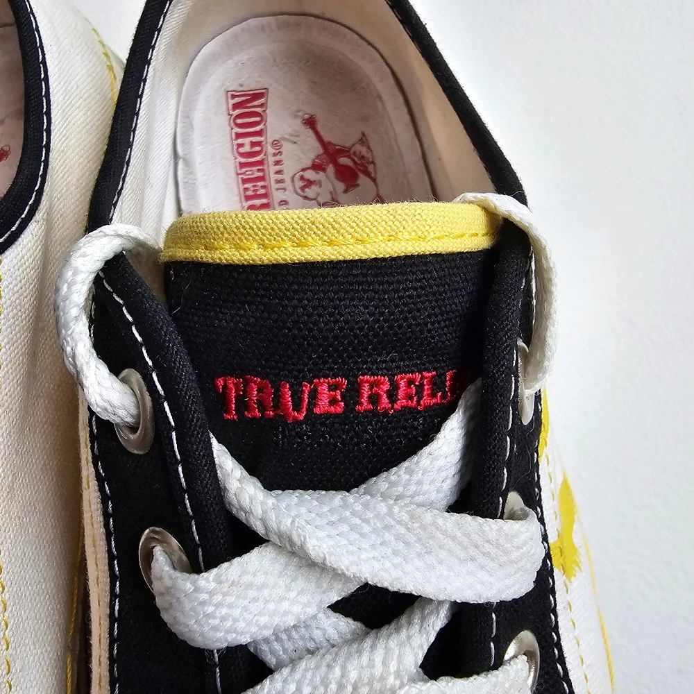 True Religion Rare Low Top Y2K Vintage Black Yellow White Sneakers Men's Size 8